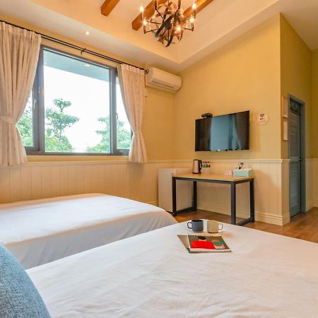 羅東夜市舒果shugo B&B 近清溝夜市 國旅卡特約店 配合手作早餐店及租車行 Luodong Exterior photo